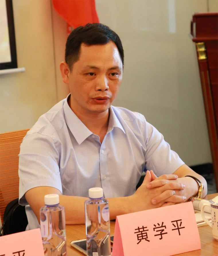 5月份值班會長、廣東省贛州商會常務副會長黃學平