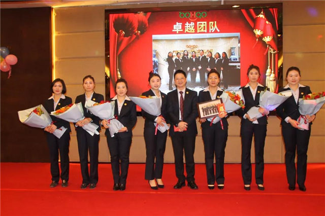 卓越團隊獎第二名:客服部