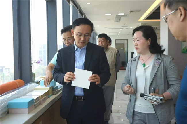 贛州市委副書記、統戰部部長劉文華一行到廣東博皓調研 -3