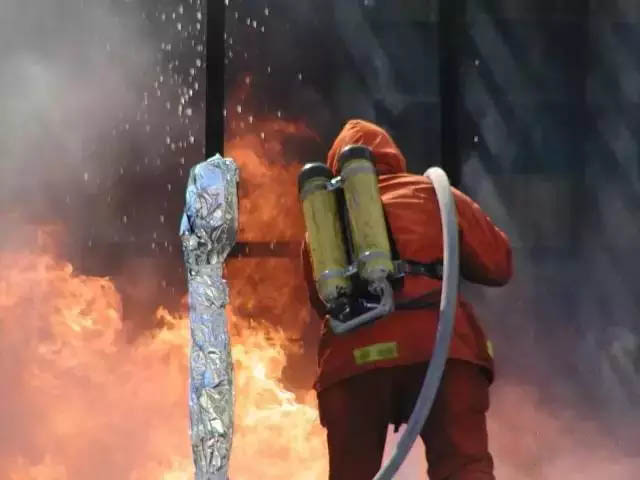 夏日炎炎復(fù)材人應(yīng)該注意的安全樹脂篇